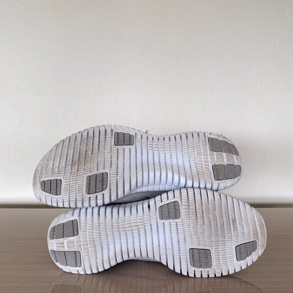 NEW BALANCE 99V1 FLEXONIC SNEAKERS - GRAY - SIZE 9 - Picture 8 of 8